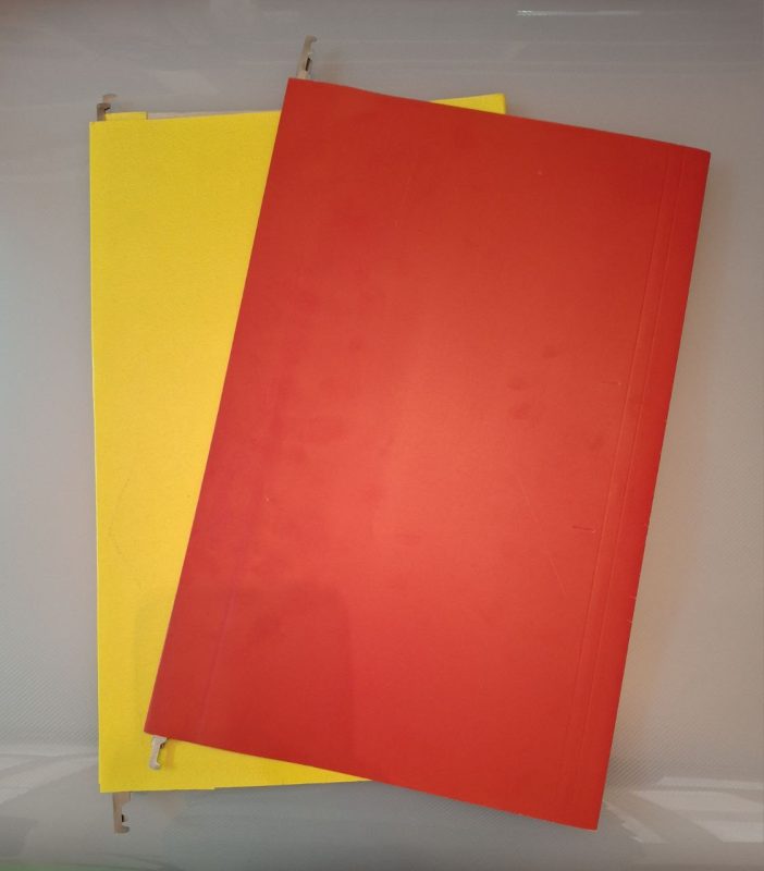 پوشه آویز مقوایی